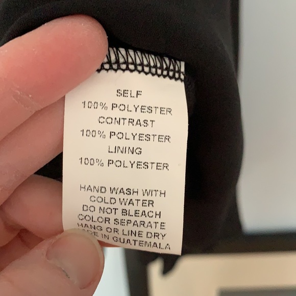 High Low dress with heart cutout - Picture 6 of 7